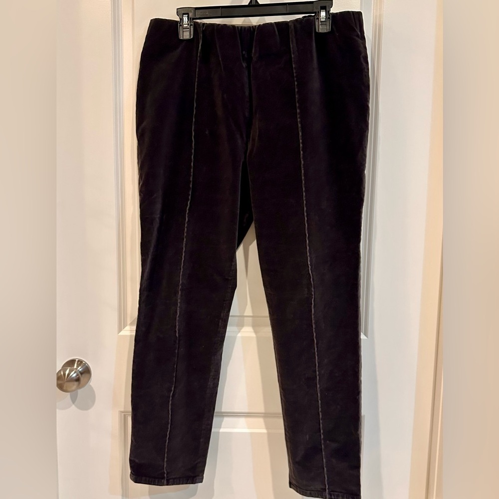 Soft Surroundings Men's Dark Corduroy Pants